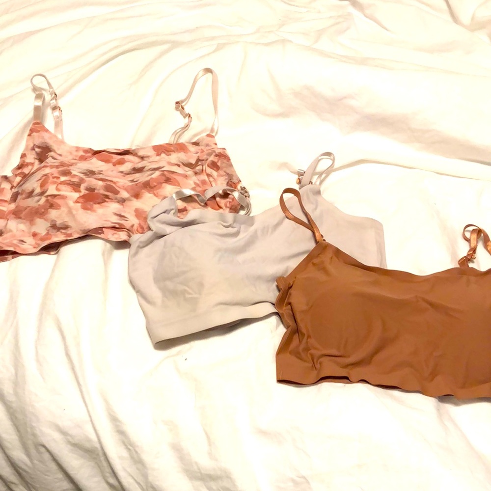 3 Danskin bras
